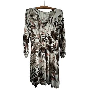 Old Navy Tropical Print Dress in Women’s size Medium
